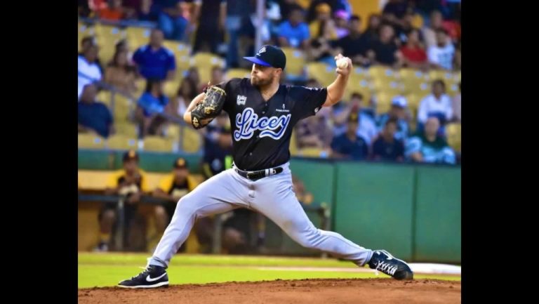 Steve Moyers Tigres del Licey.